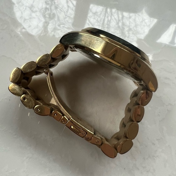 Michael Kors Oversized Bradshaw Unisex Watch Black Gold Stainless Steel MK5739 - Picture 7 of 15